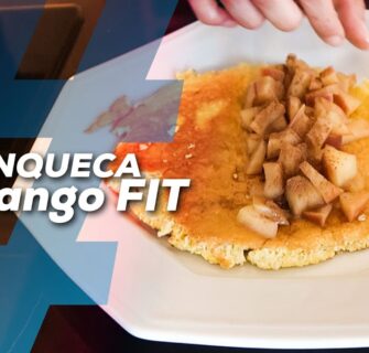 Panqueca FIT de Maçã Alternativa para o Café da Manhã - Carol Borba