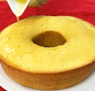 Bolo de Laranja com 4 INGREDIENTES e POUCAS CALORIAS - Sem Trigo e Sem Leite!