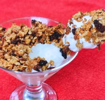 A MELHOR GRANOLA SAUDÁVEL - SEM AÇÚCAR E GLÚTEN - Fácil, Barata, Saudável e Deliciosa